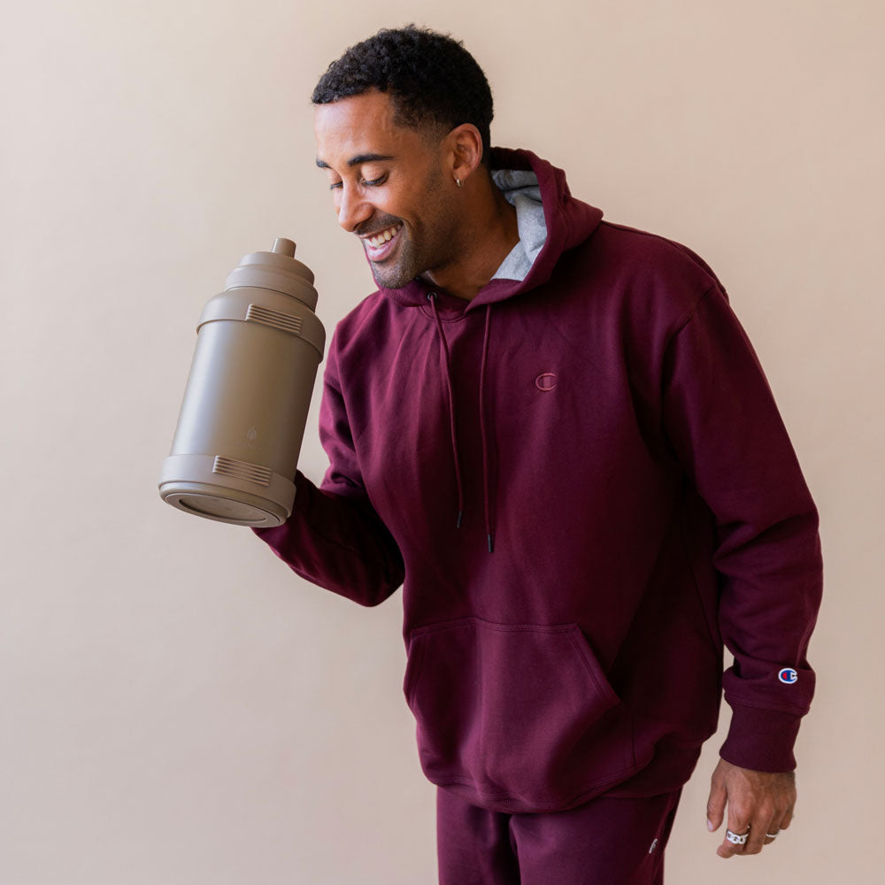 78-oz-titan-bottle-pastel-collection-v2 32_Manna_Website_Lifestyles_Titan_Darker_2.jpg