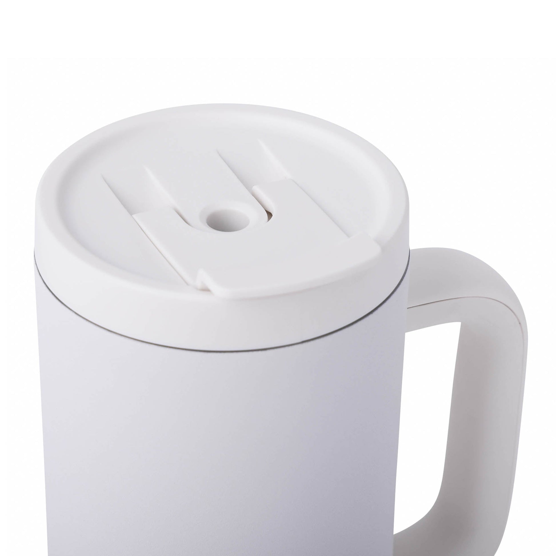40-oz-leisure-tumbler-a1 CoreHome_MannaHydration_Whites_Raw-42.jpg